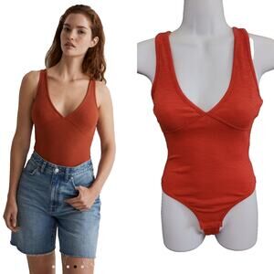 MADEWELL Deep V-Neck Thong Knit Bodysuit In Ground Madder Terracotta XXS